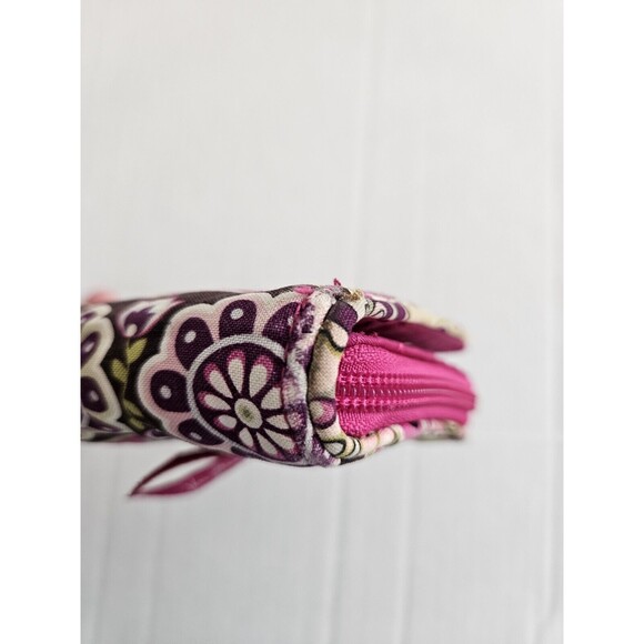 Vera Bradley Very Berry Zip Around Quilted Floral Wallet Twist Lock Retired HTF - Picture 8 of 15